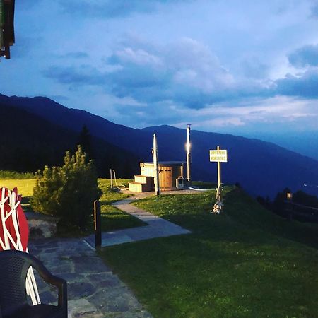 Holiday Creek Mortirolo Mazzo di Valtellina Bagian luar foto