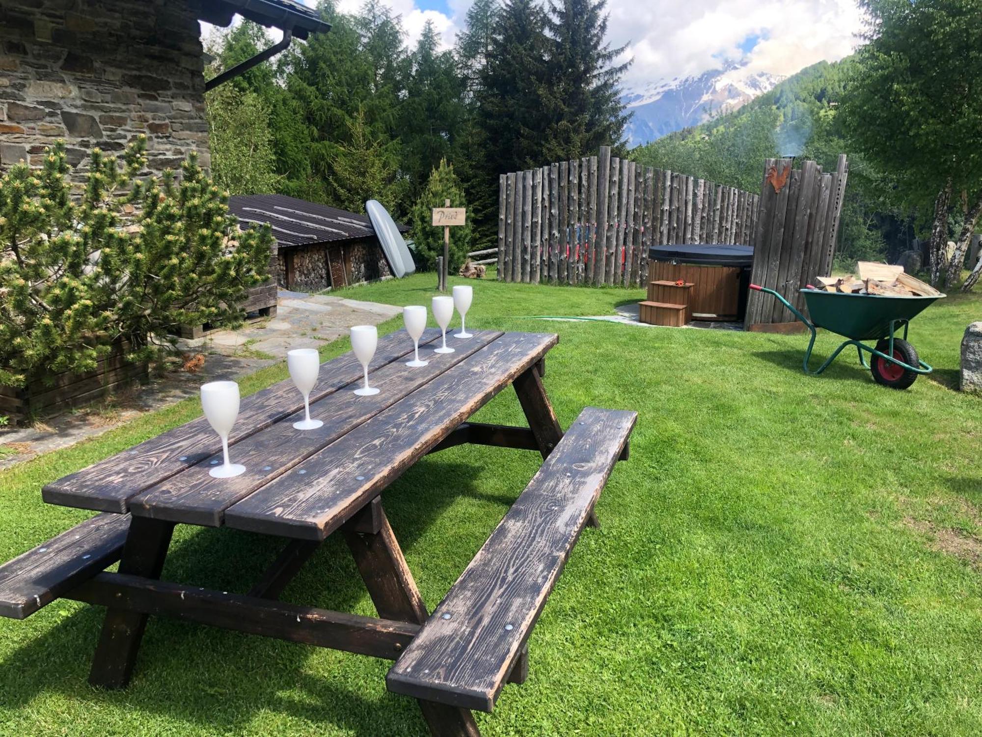 Holiday Creek Mortirolo Mazzo di Valtellina Bagian luar foto